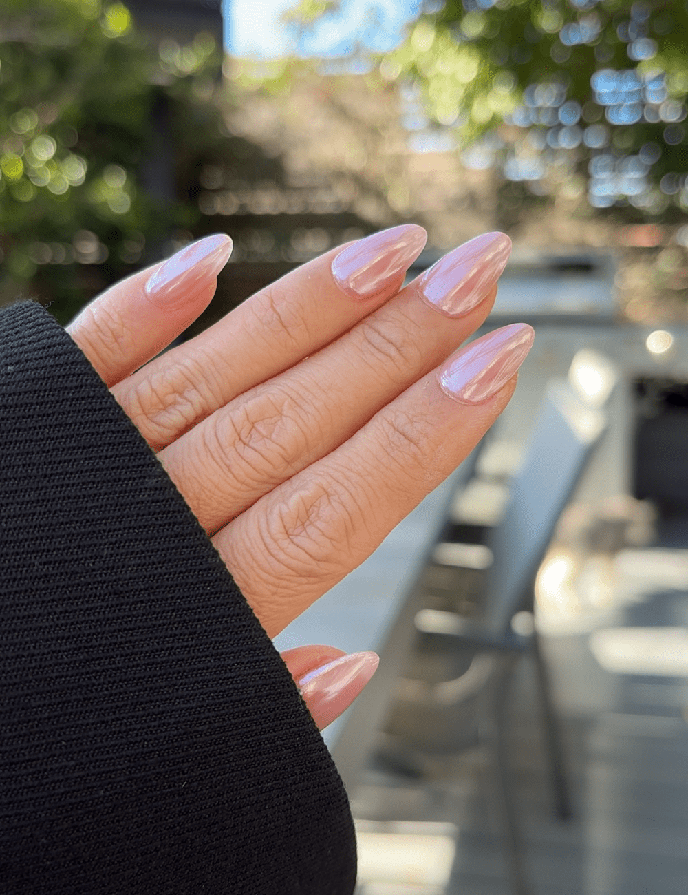 Short Nude Chrome Press-On Nails – Glossy Mirror Finish Almond