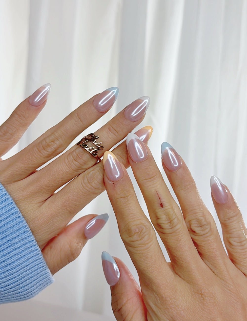 Pastel French Tip Press On Nails