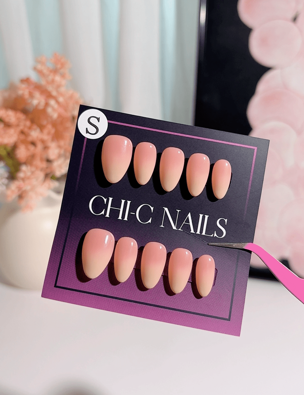 Short Nude Pink Ombré Press-On Nails – Glossy Almond Jelly Look