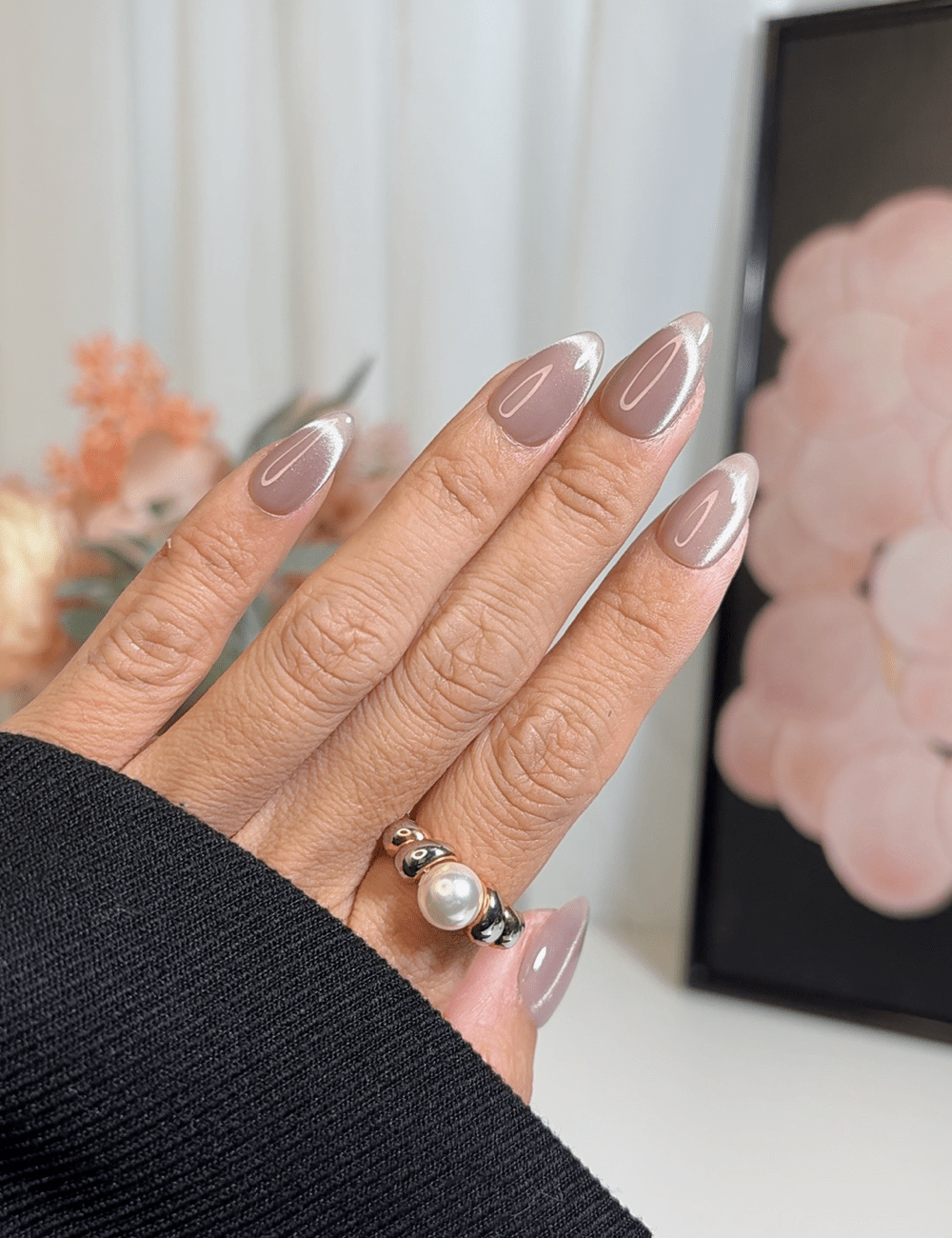 Lilac Glow – Short Almond