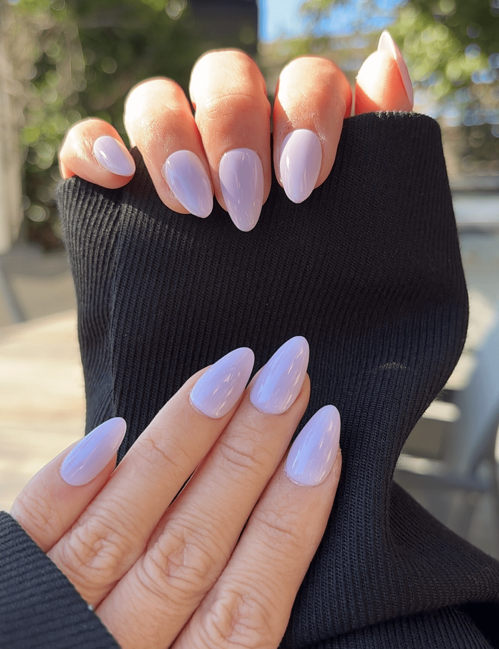 Short Lavender Ombré Press-On Nails – Glossy Gradient Almond Design
