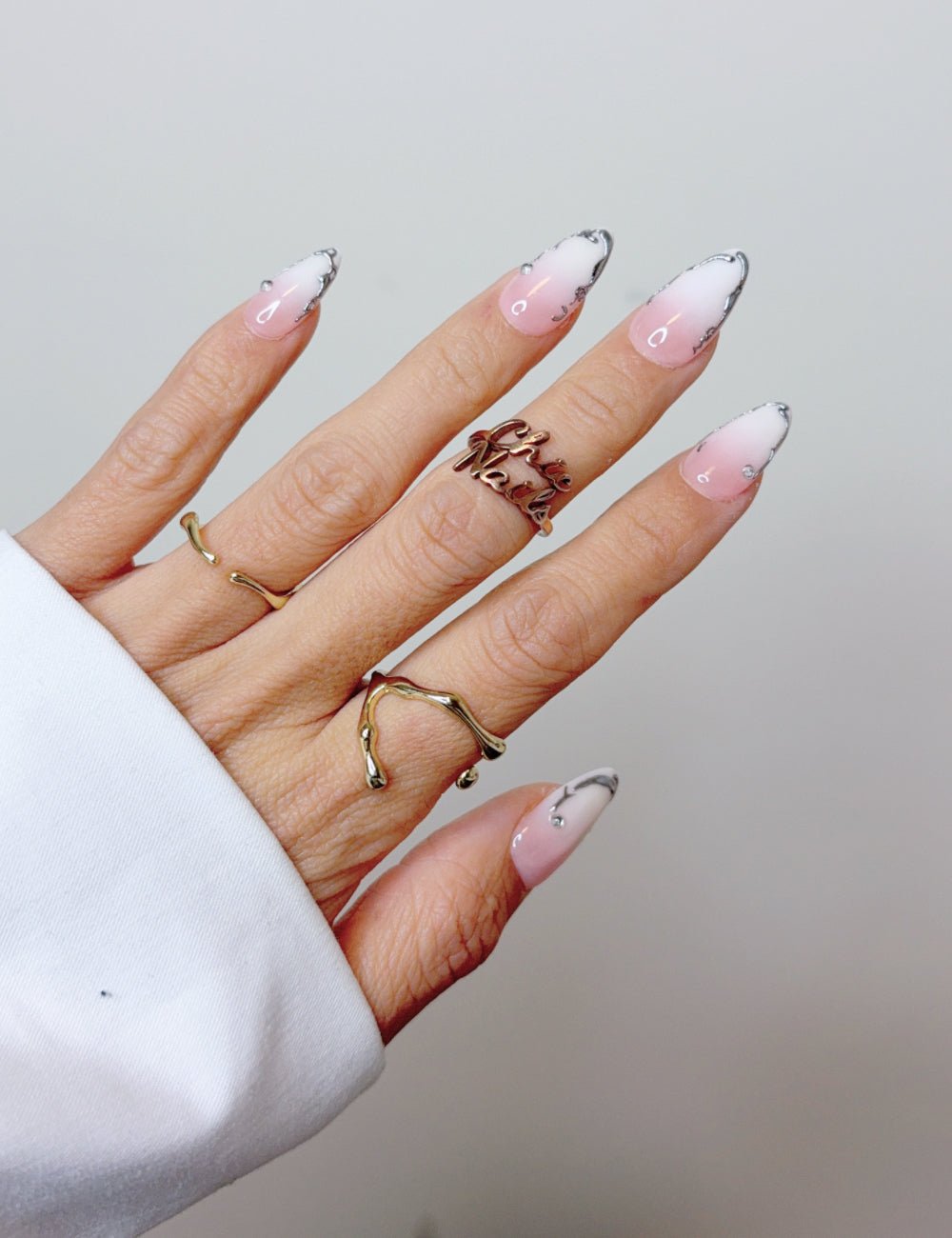 Handmade White Ombre Silver Chrome Press-On Nails – Medium Almond Product Description