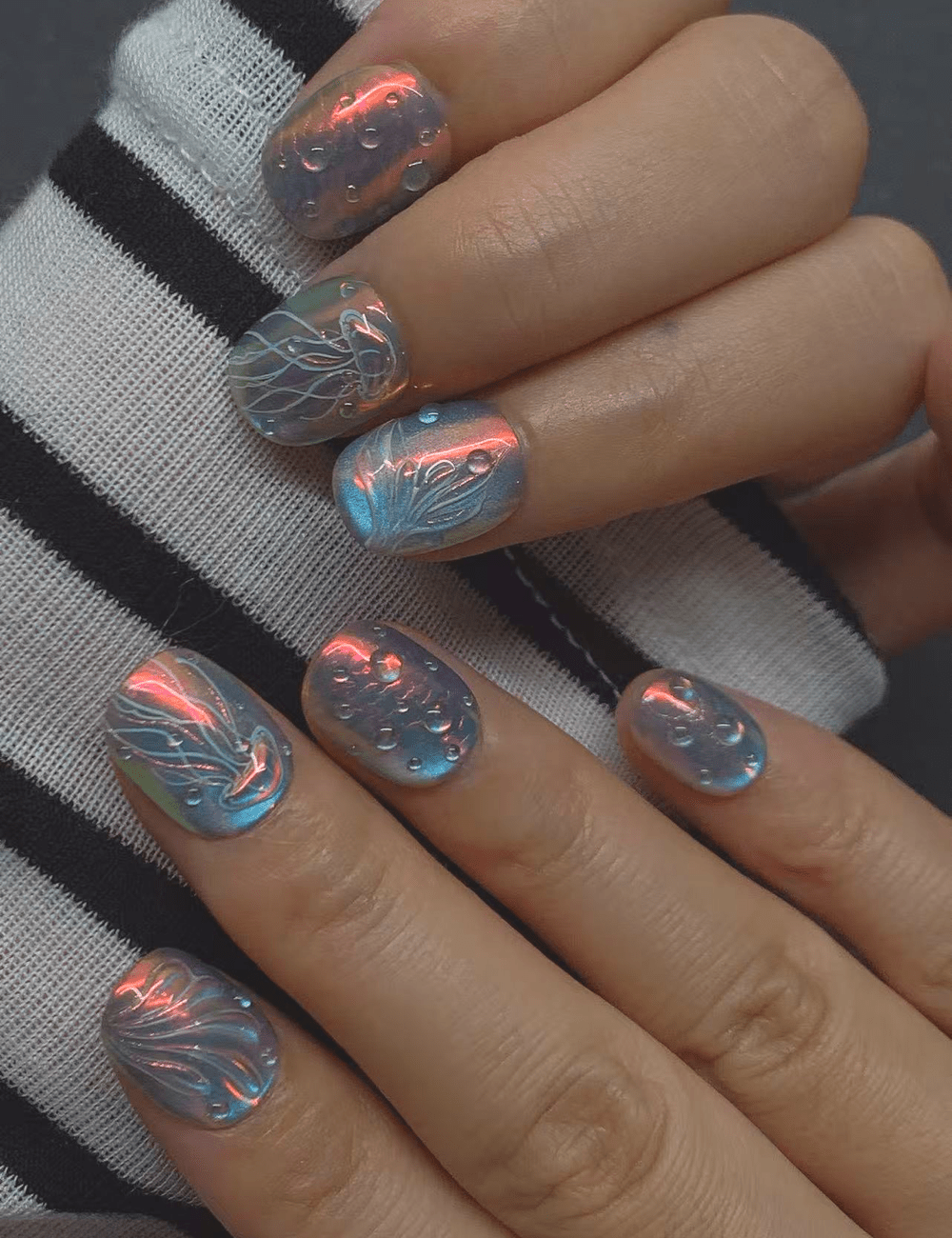 Holographic Waterdrop Press-On Nails – Extra Short Oval | Iridescent & Reusable