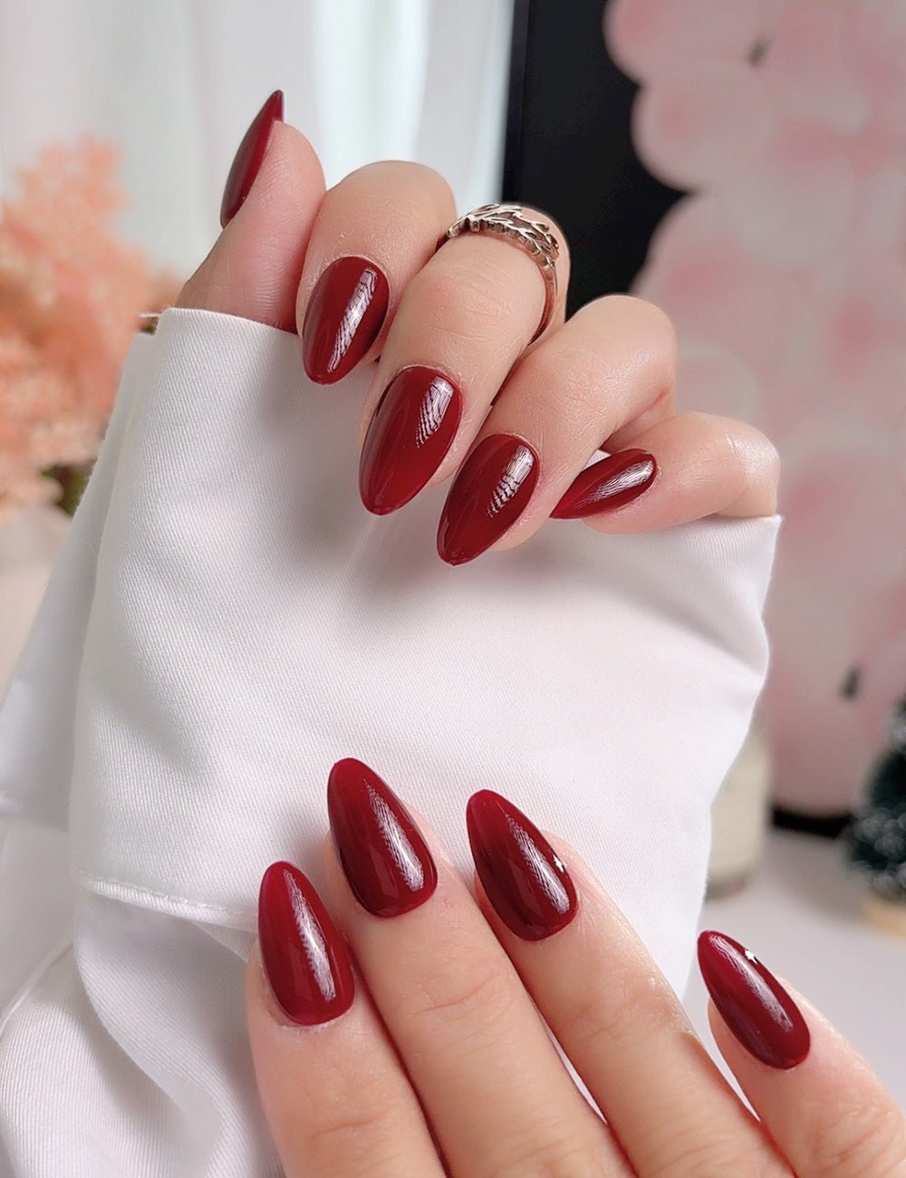 Burgundy Press On Nails with Glue, Short Almond, Solid Color Fake Nails, Handmade Glossy Nails