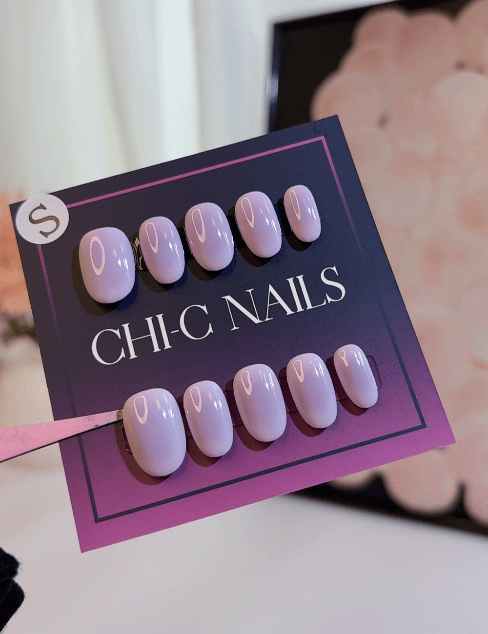 Light Purple Ombre Press-On Nails – Short Oval | Soft & Reusable