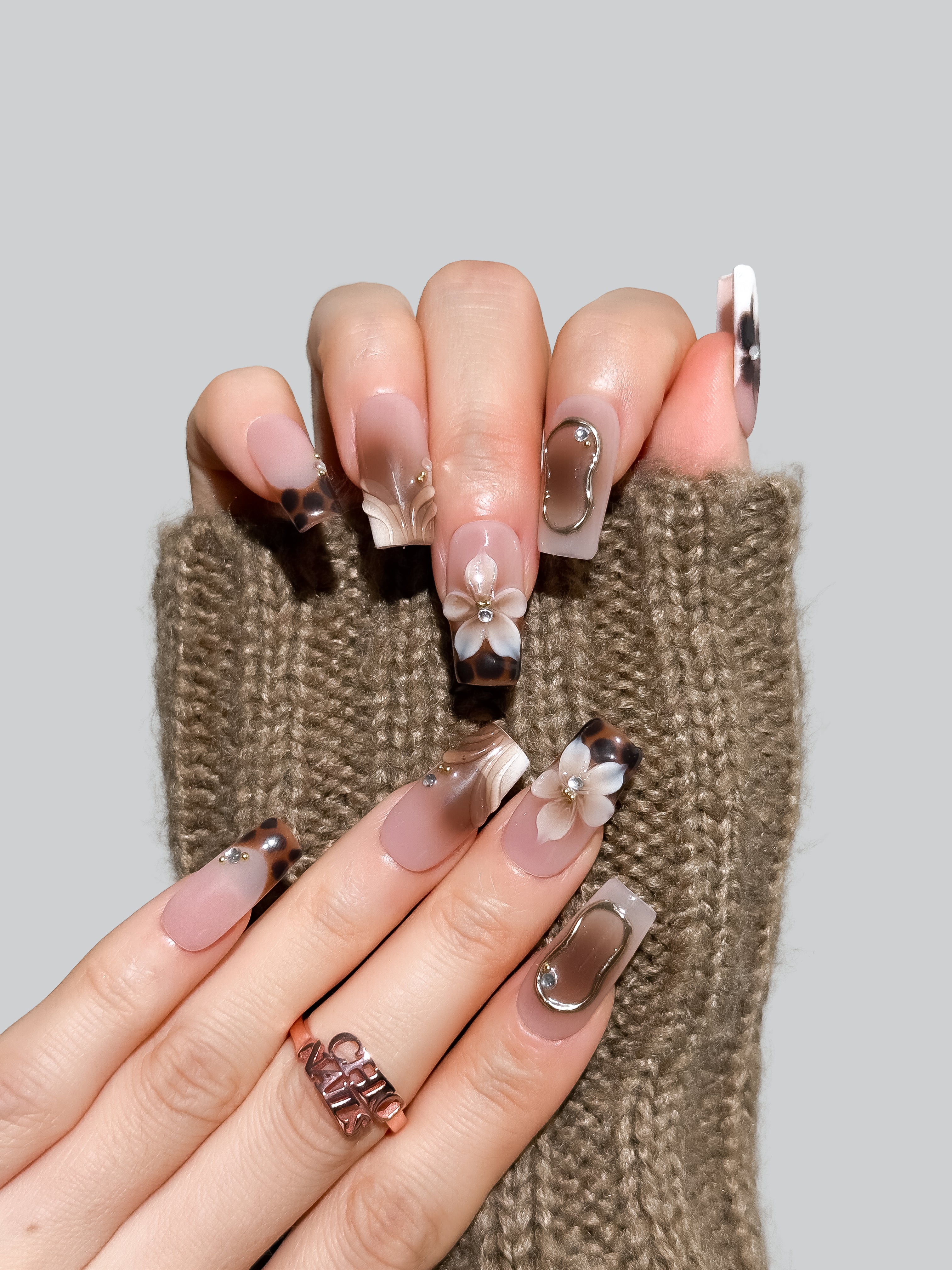 Handmade Brown Leopard Flower Press-On Nails – Medium Square