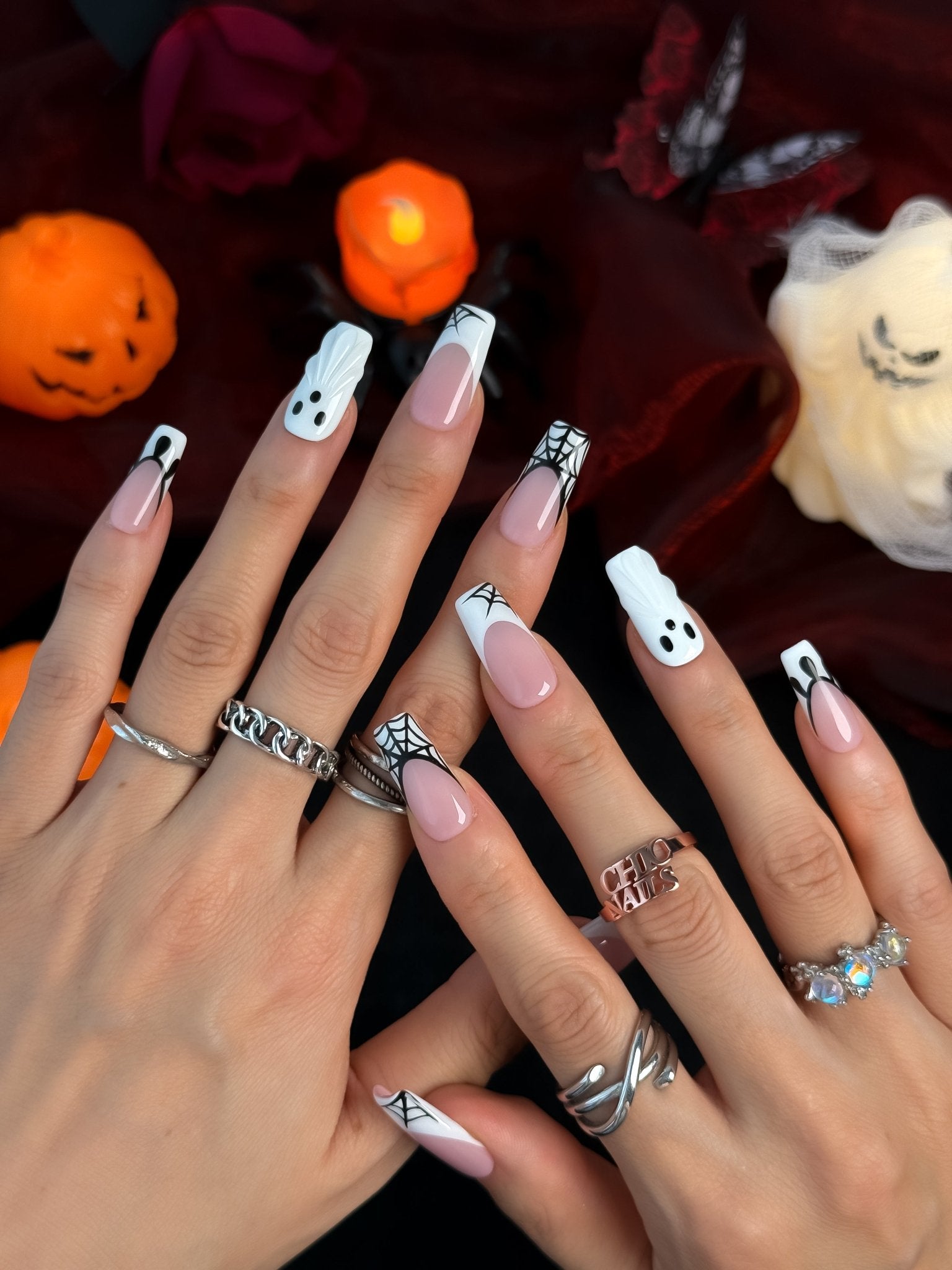 Haunted Lace Black & White Halloween Press On Nails – Medium Coffin