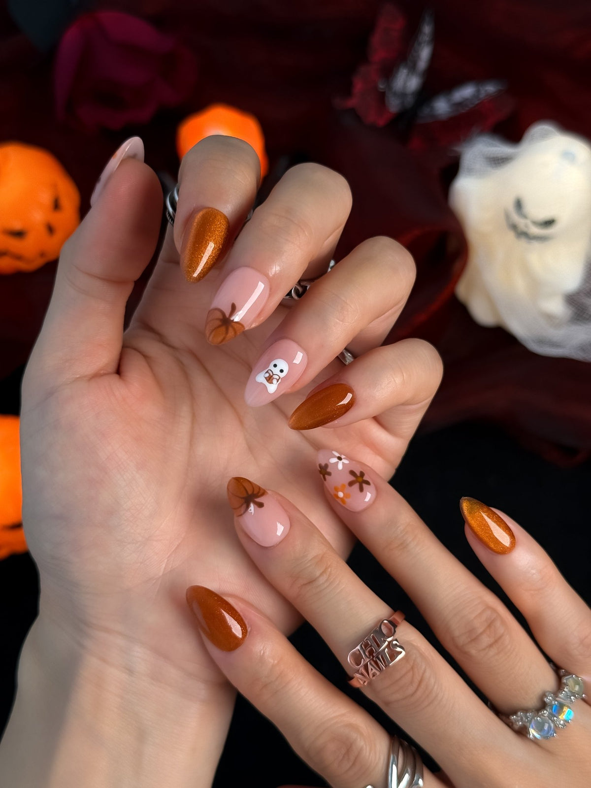Pumpkin Petal Orange Glitter Halloween Press On Nails – Short Almond