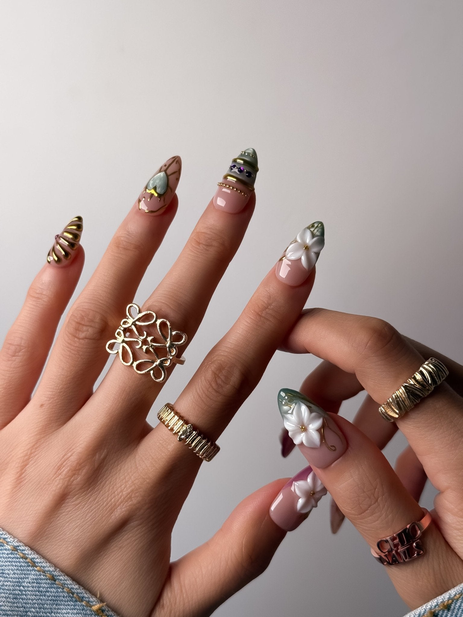 Handmade Sage Green Blossom Press On Nails – Medium Almond