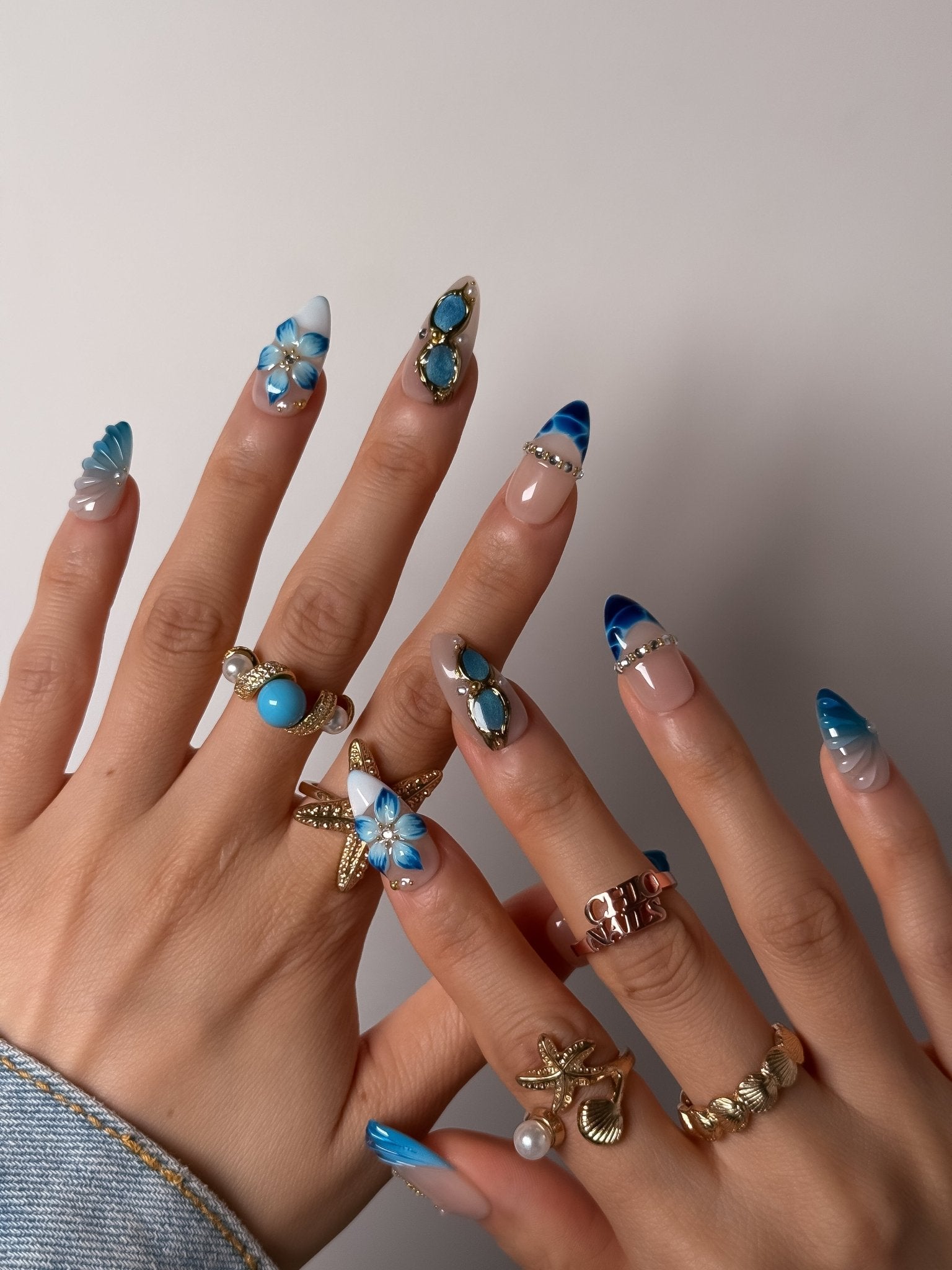Blue Ocean Floral Press On Nails Medium Almond