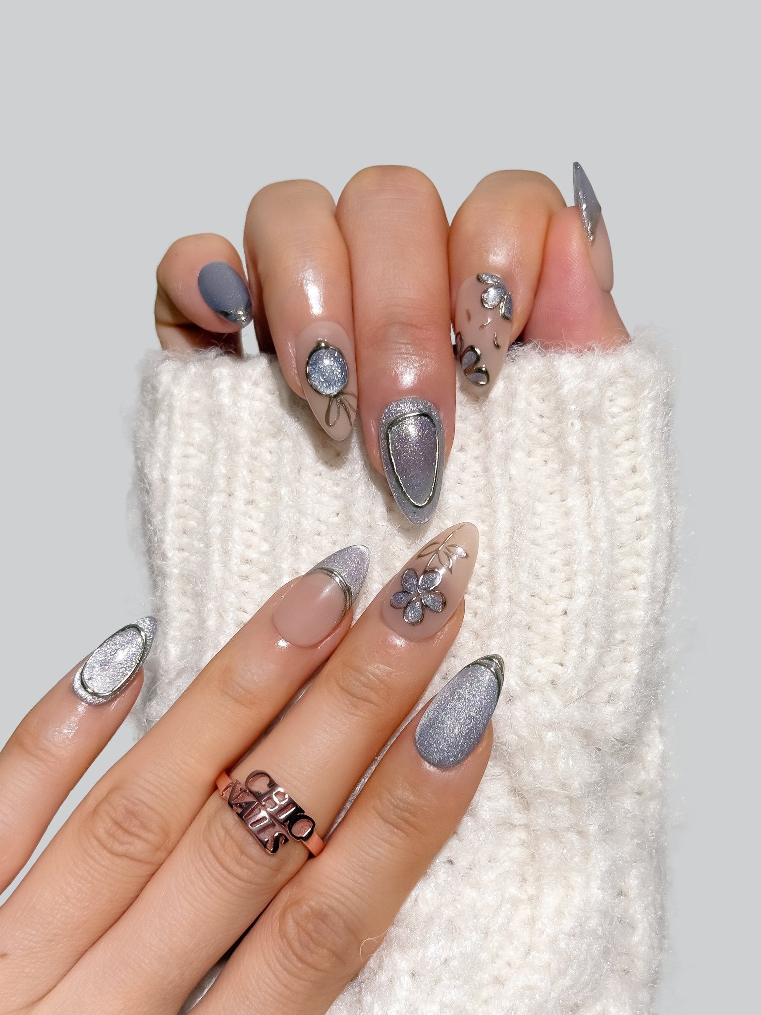 Handmade Light Blue Chrome Floral Press-On Nails – Medium Almond
