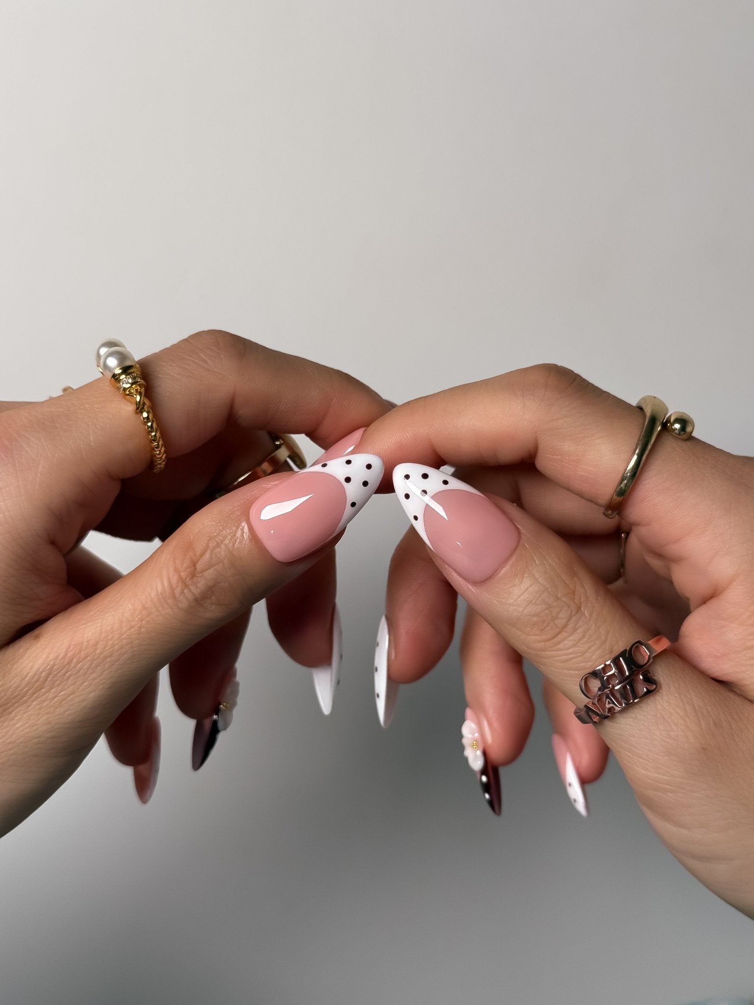 Cocoa Petals Floral French Press On Nails Medium Almond