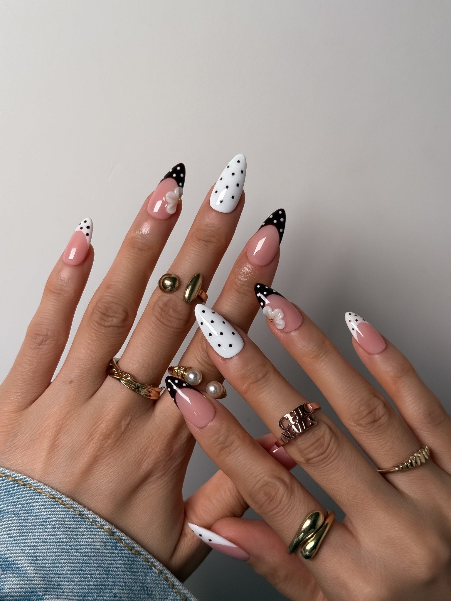 Cocoa Petals Floral French Press On Nails Medium Almond