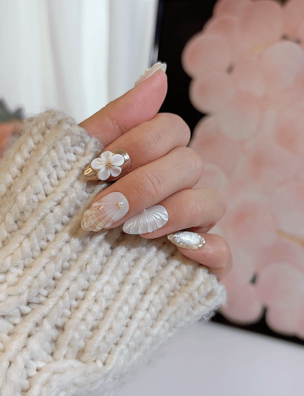 3D Floral Shell Press-On Nails – Short Almond | White & Gold Bridal Design