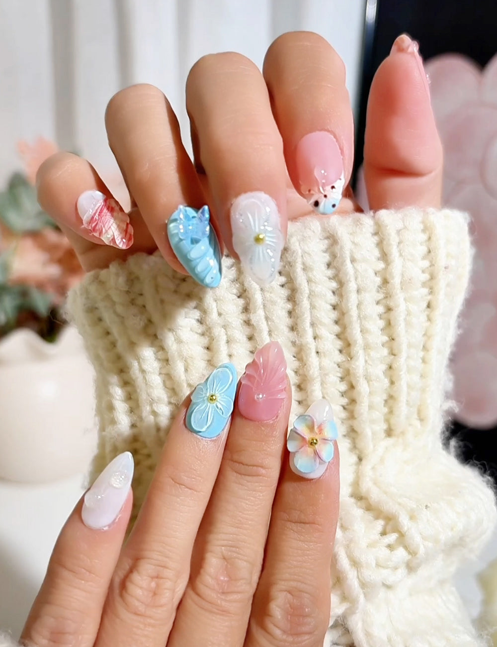 Dream Garden Nail Set – 3D Butterfly, Flowers & Shell Combo (10-Piece)