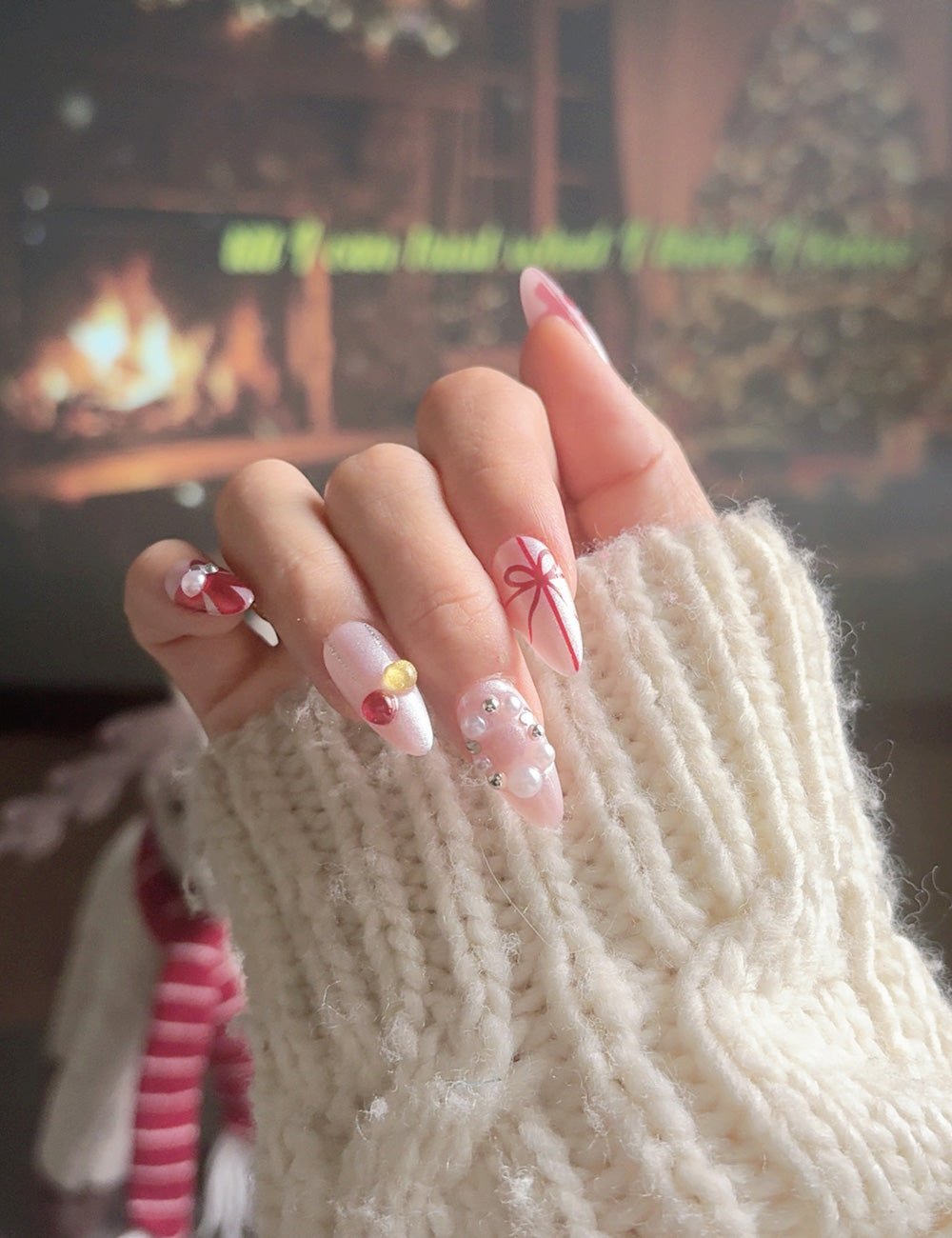 Pearl Christmas Tree Press-On Nails