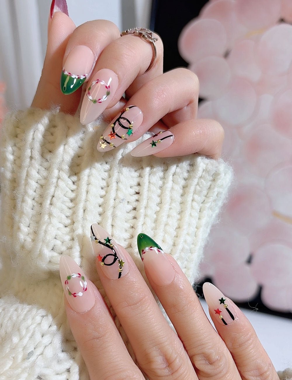Holiday Wreath Almond Press-On Nails | CHICNAILS