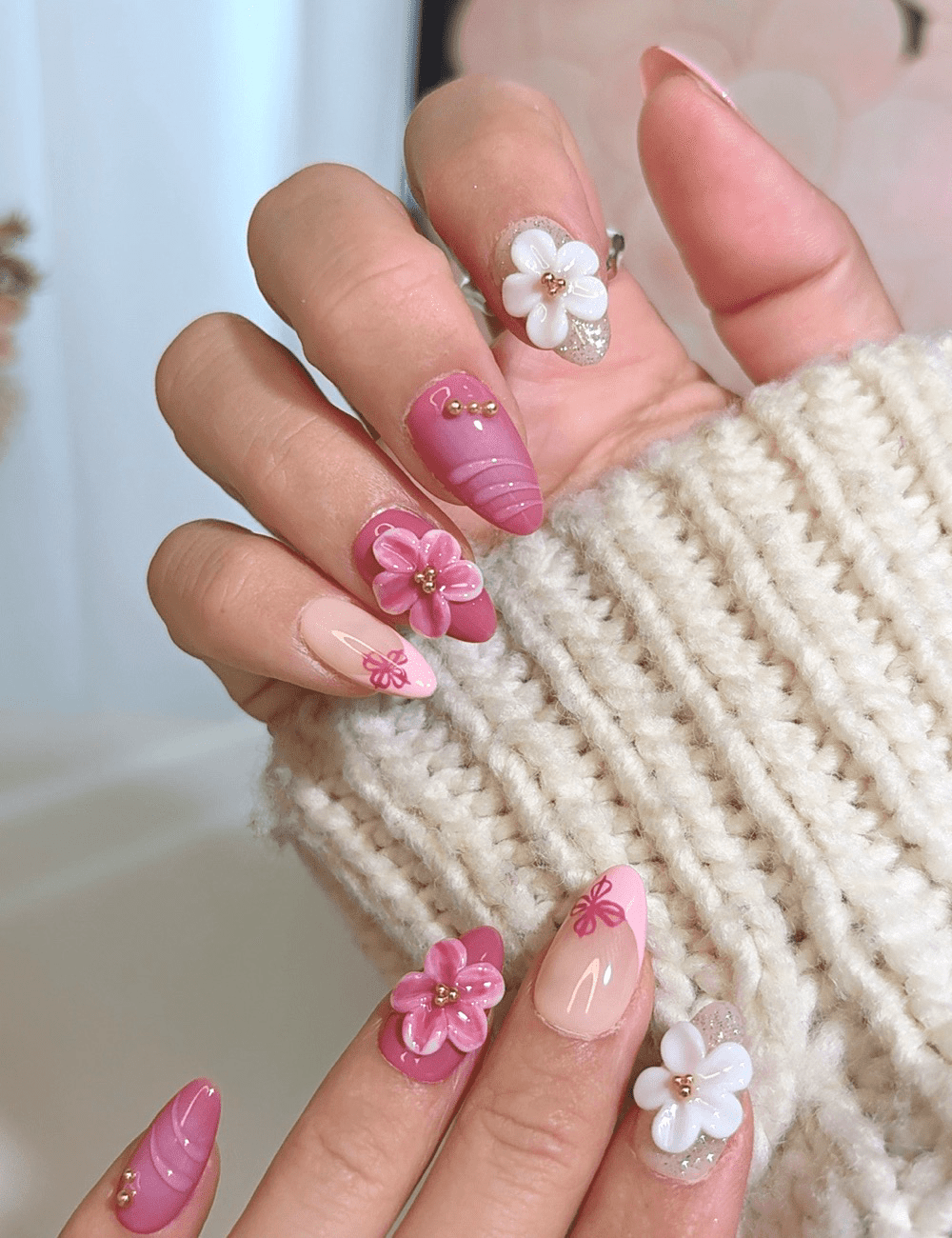 Berry Bloom & Petal Art – Short Almond