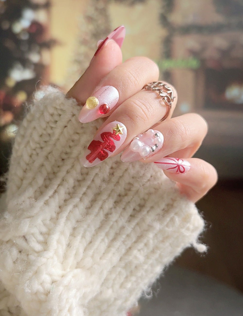Pearl Christmas Tree Press-On Nails