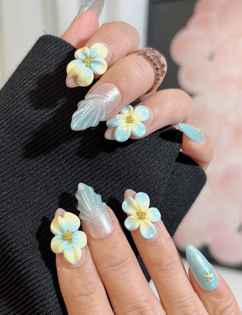 Blue Plumeria 3D Press-On Nails – Seashell Sparkle | CHICNAILS