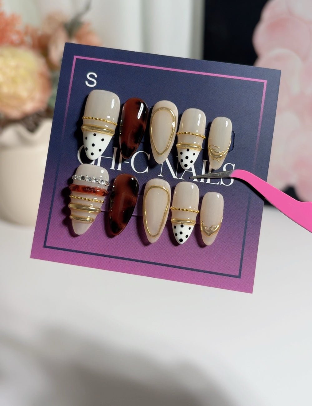 Gold French Tortoiseshell Almond Press-On Nails Set