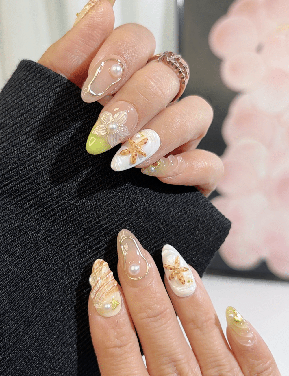 Seashell & Starfish Pearl Press-On Nails – Medium Almond