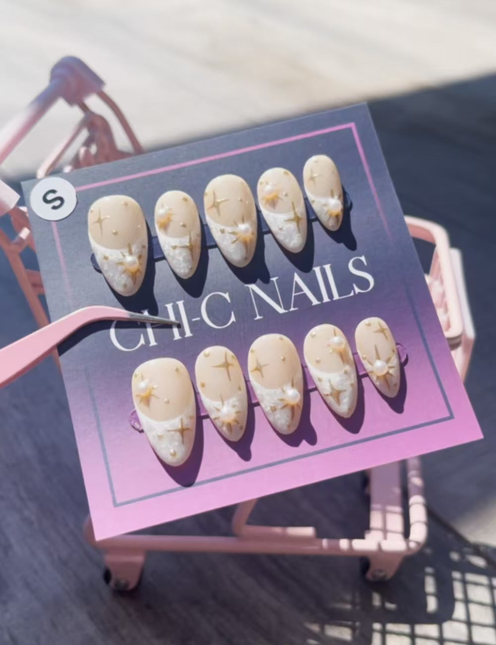 Twilight Bows – 3D Star & Ribbon Cream Nails