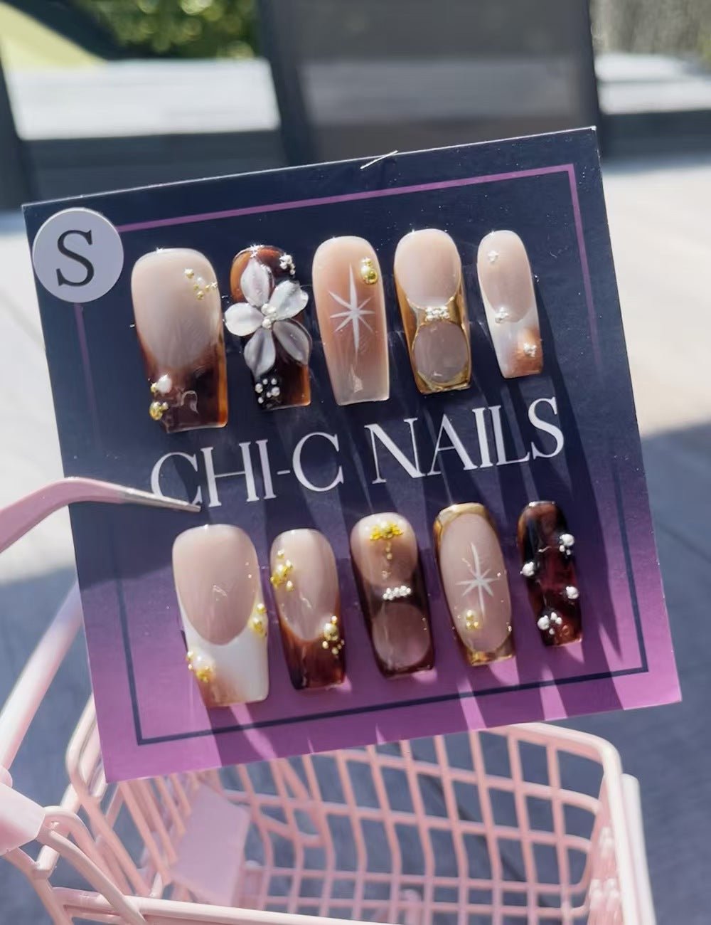 Mocha Bloom – Brown Marble & Gold Press-On Nails | Medium Square