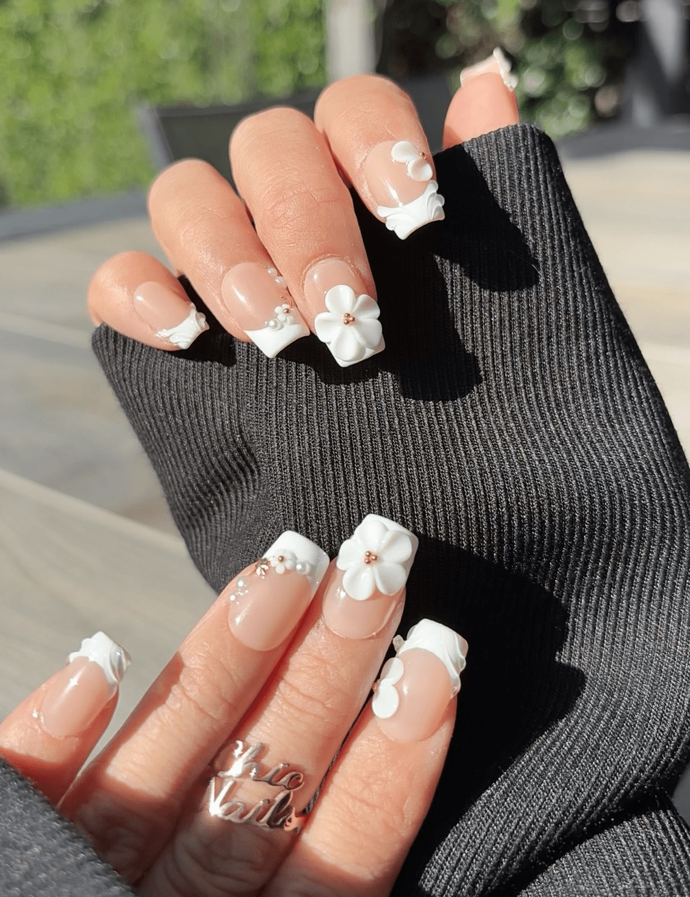 White 3D Floral French Press-On Nails – Short Square with Pearls & Gold Accents