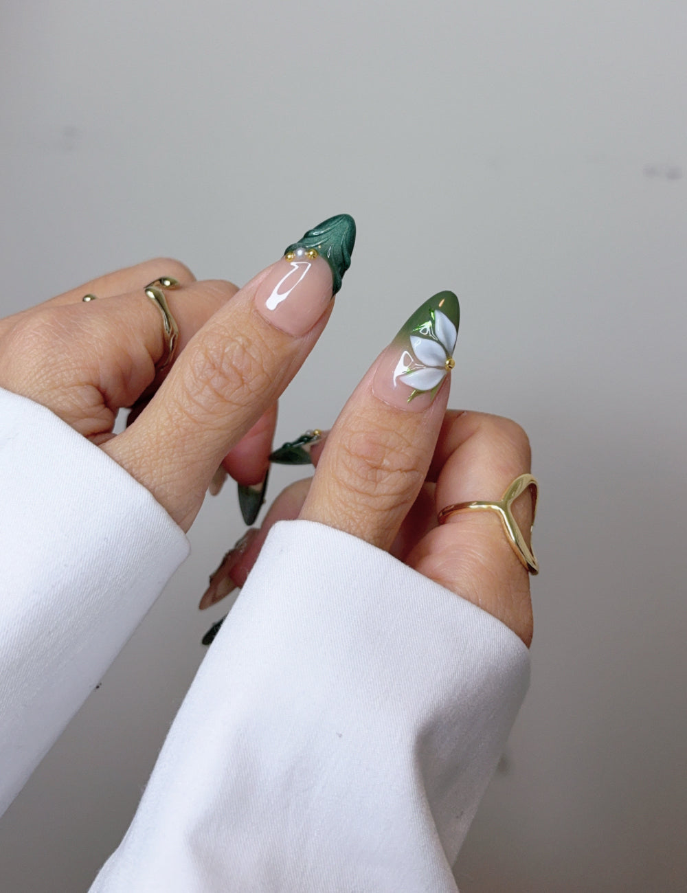 Handmade Emerald Green Floral French Press-On Nails – Medium Almond
