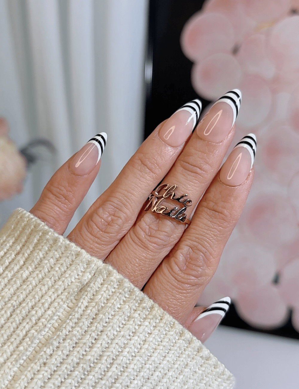 Black & White Double French Press-On Nails – Modern Minimalist Chic | CHICNAILS