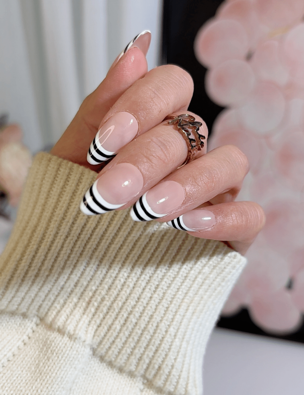 Black & White Double French Press-On Nails – Modern Minimalist Chic | CHICNAILS