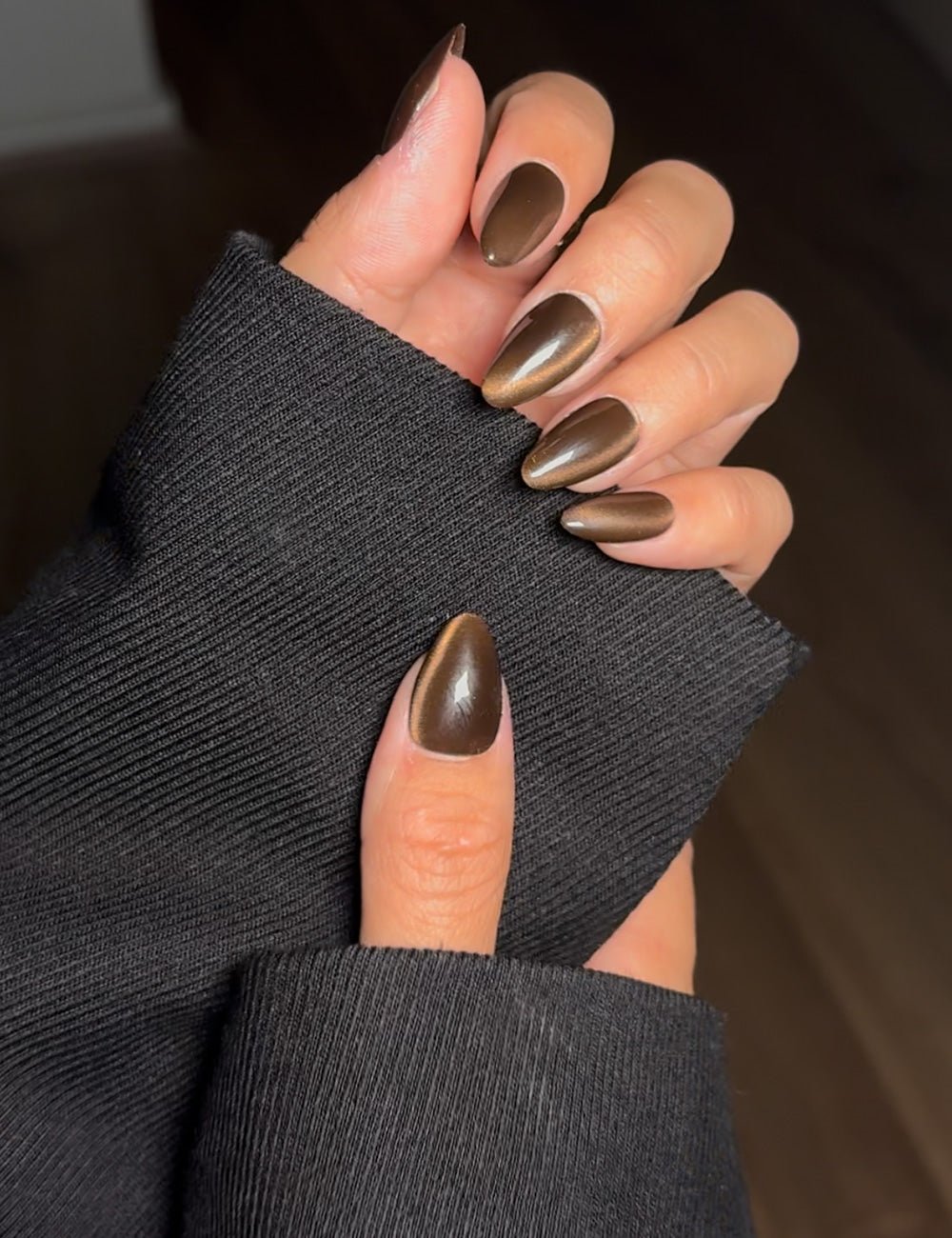Brown Cat Eye Press-On Nails – Short Almond Reusable Nails | CHICNAILS