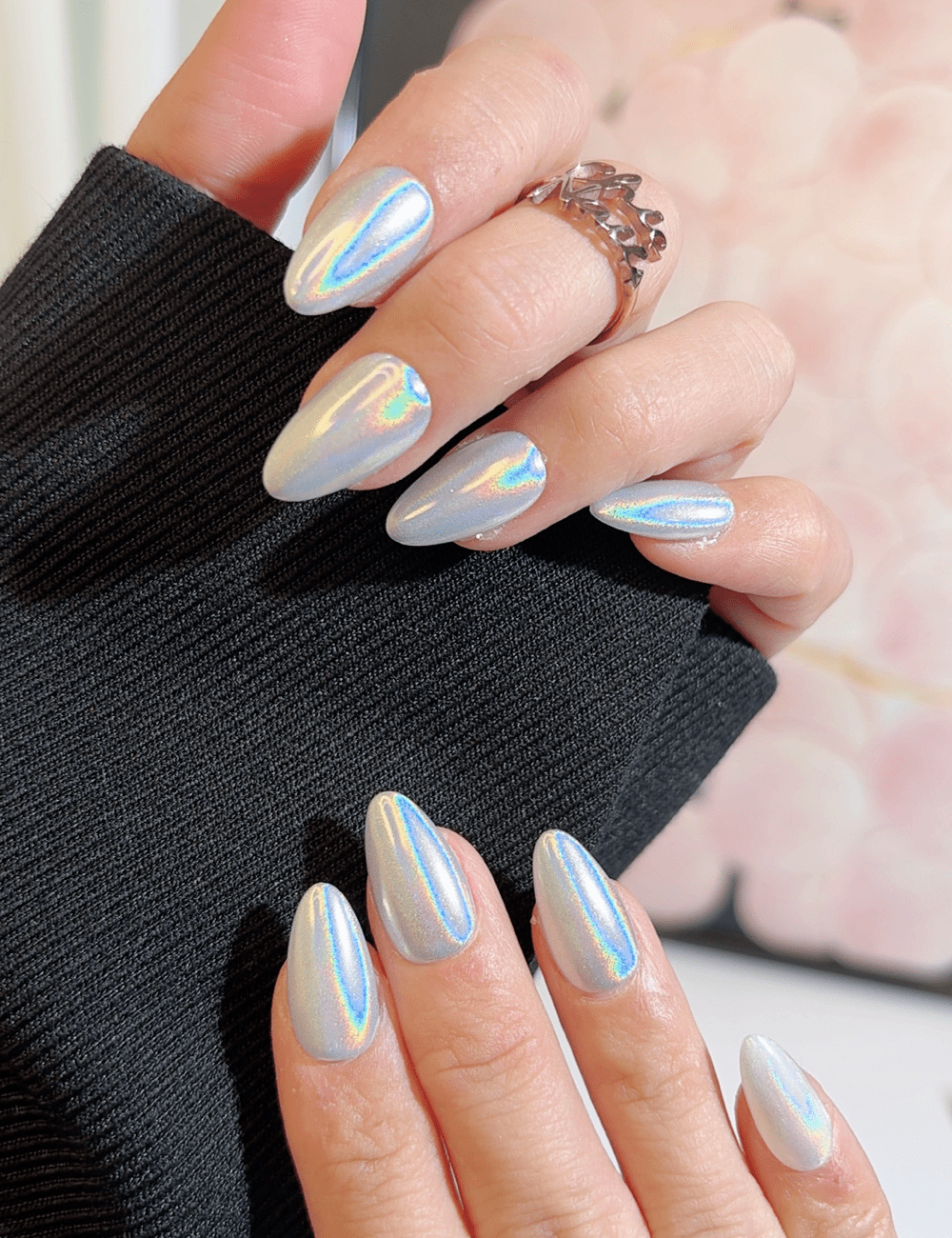 Holographic Chrome Press-On Nails – Iridescent Shine | CHICNAILS