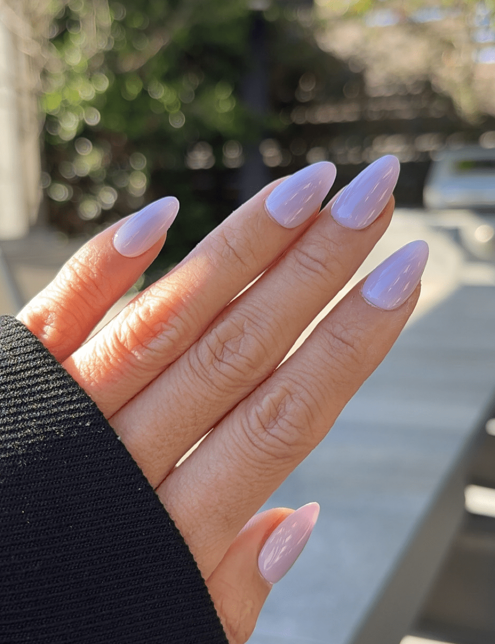 Short Lavender Ombré Press-On Nails – Glossy Gradient Almond Design