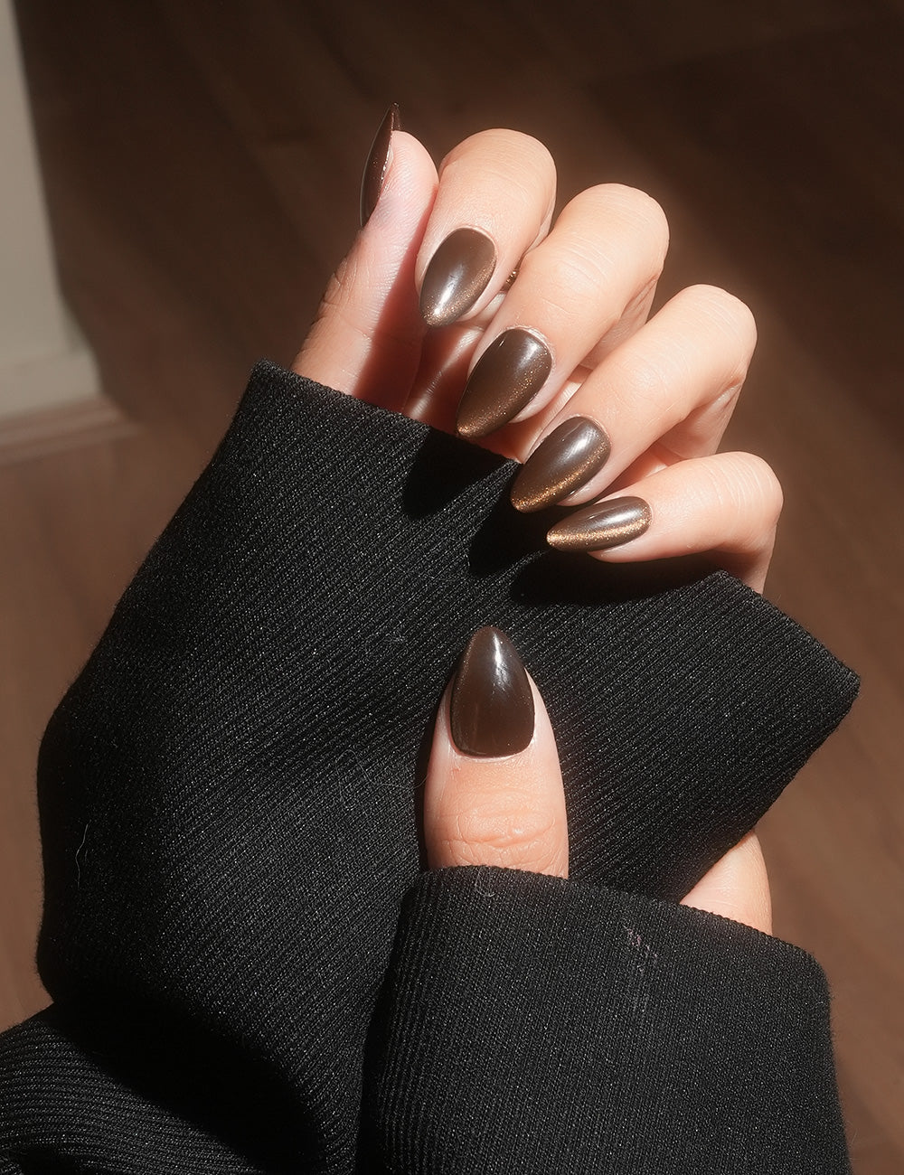 Brown Cat Eye Press-On Nails – Short Almond Reusable Nails | CHICNAILS