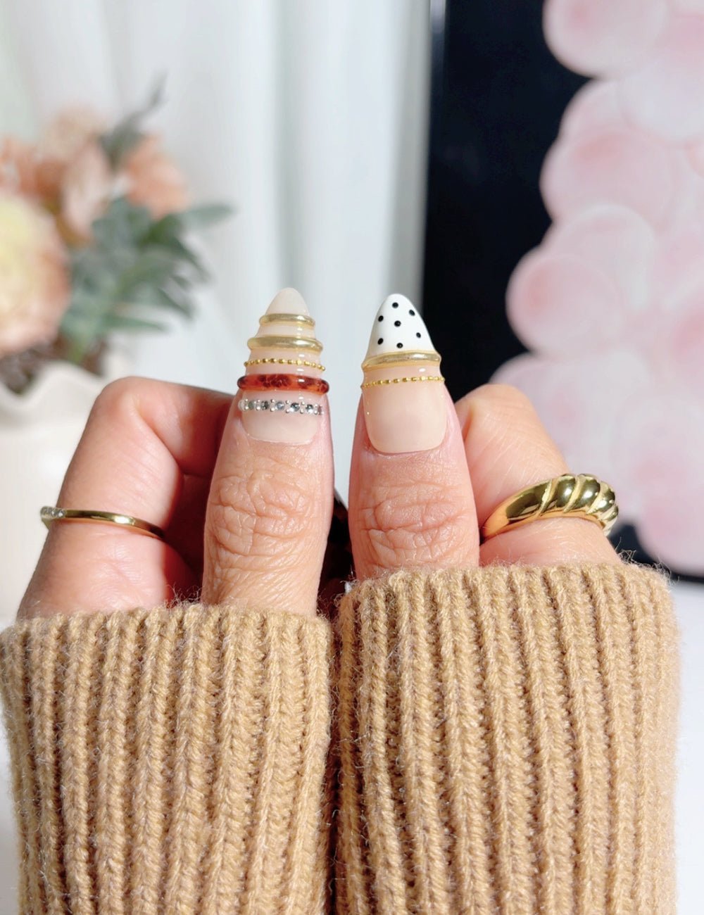 Gold French Tortoiseshell Almond Press-On Nails Set