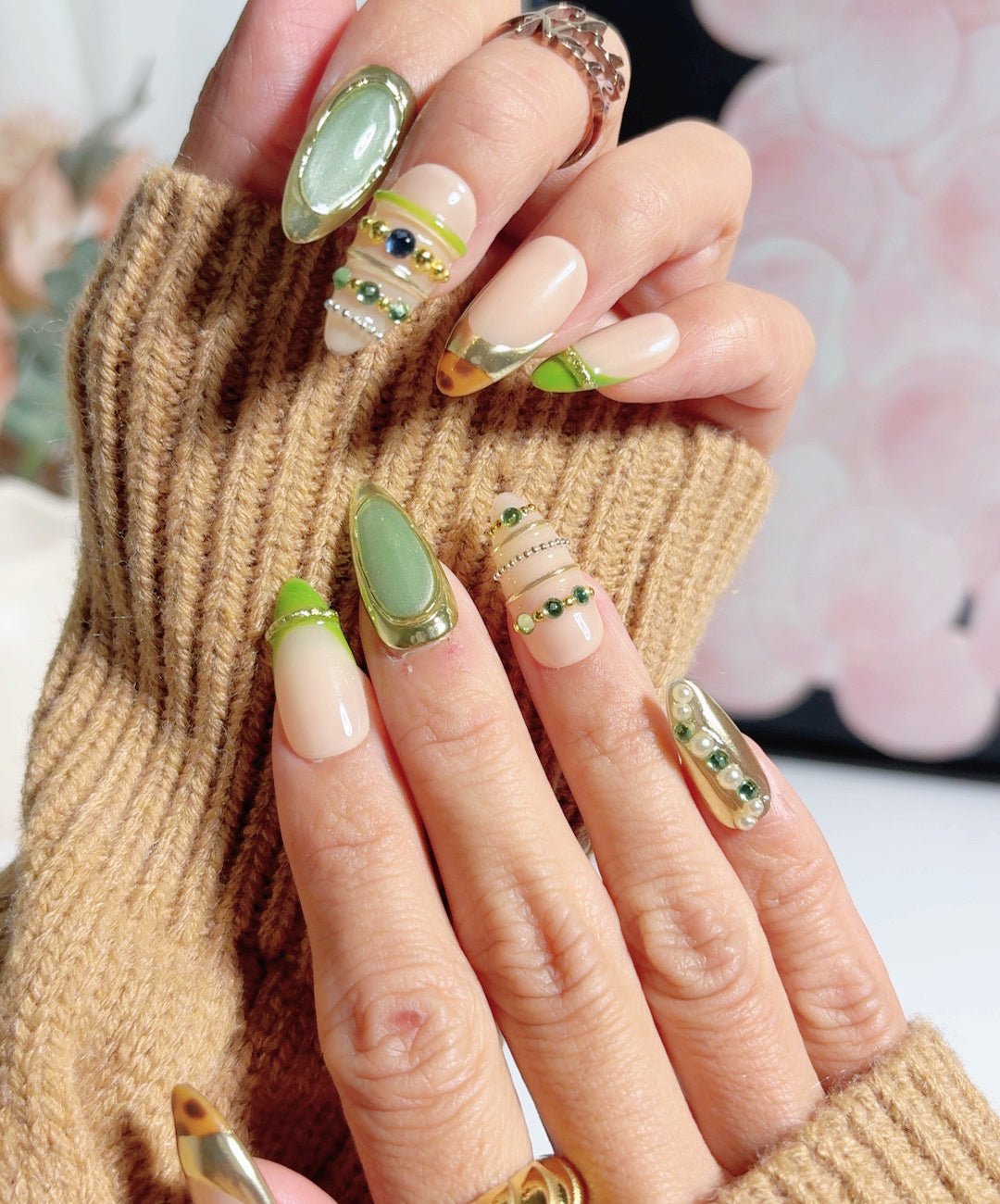 Green French Gold Almond Press-On Nails Set