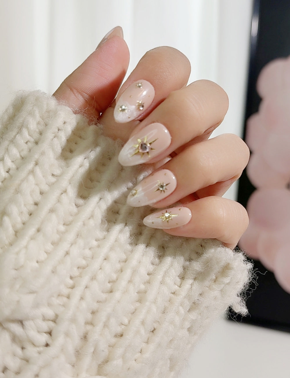 Stardust Mocha Press-On Nails – Nude Glitter with 3D Stars & Rhinestones