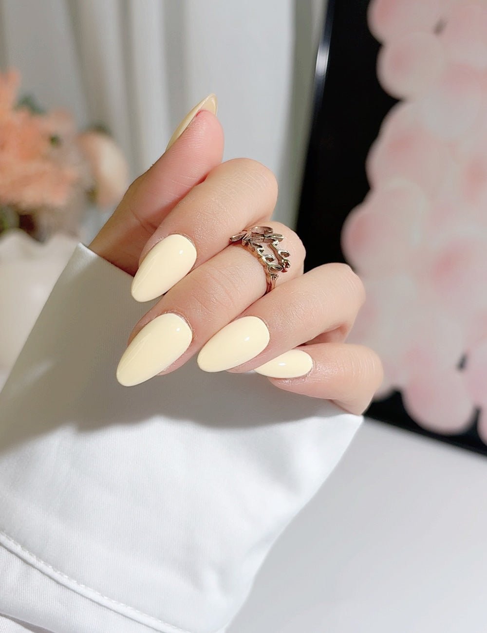 Handmade Press On Nails Cream Yellow Solid Color Reusable Fake Nails CHICNAILS