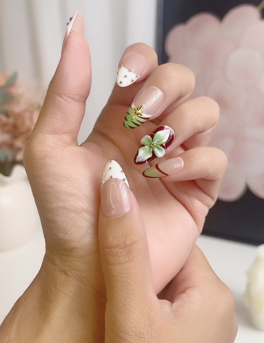 Holiday Charm – 3D Christmas Press-On Nails
