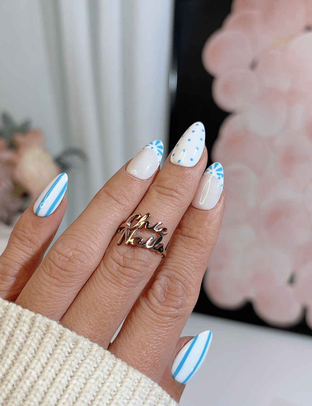 Blue Candy Stripe Press-On Nails – Fun Retro Pop | CHICNAILS
