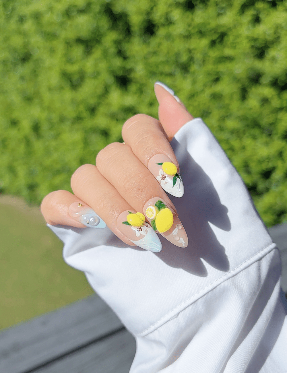 Lemon Sorbet – 3D Lemon Medium Almond Press-On Nails