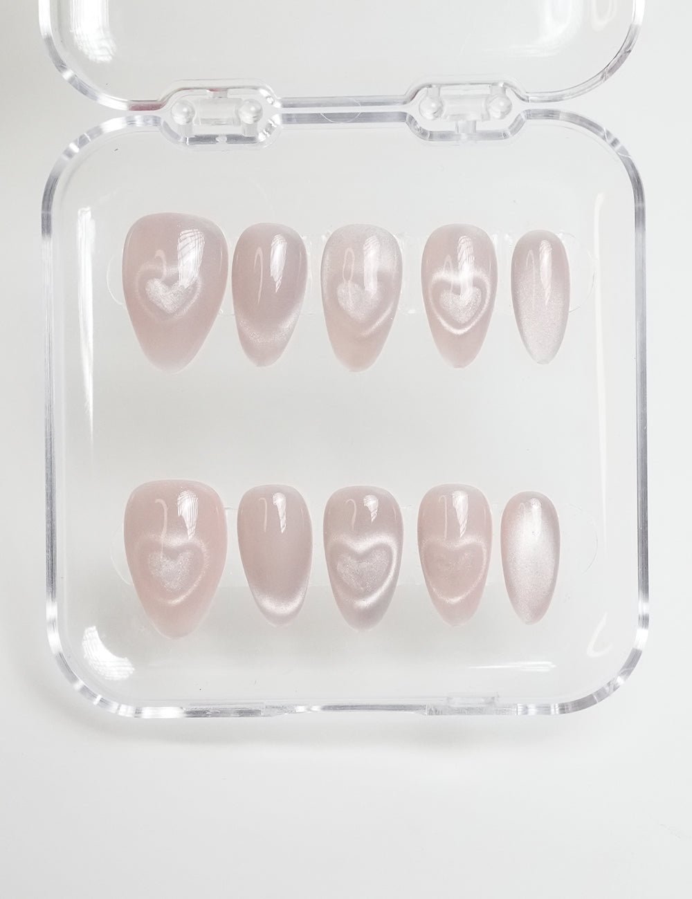 Blush Pink Cat Eye Heart #0260