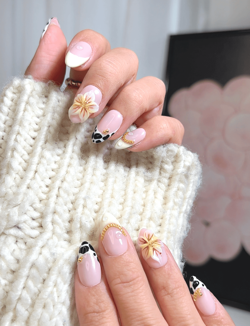Golden Petal Mix | Short Almond Press-On Nails