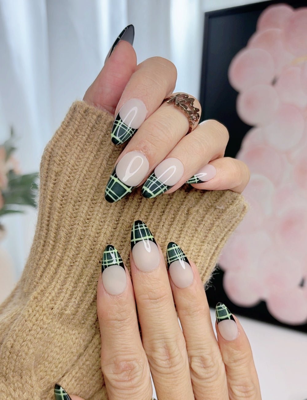 Forest Plaid French Press-On Nails