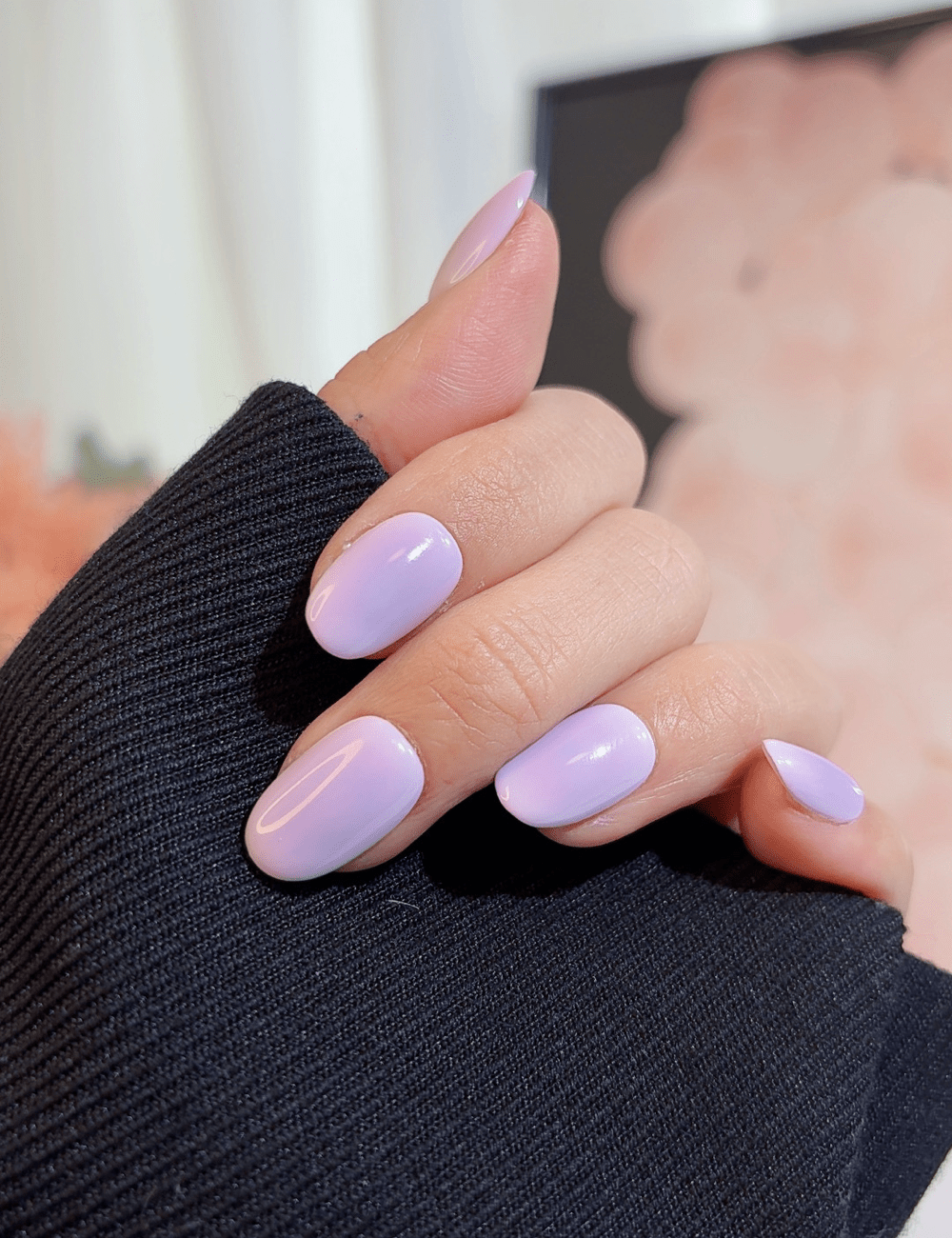 Light Purple Ombre Press-On Nails – Short Oval | Soft & Reusable