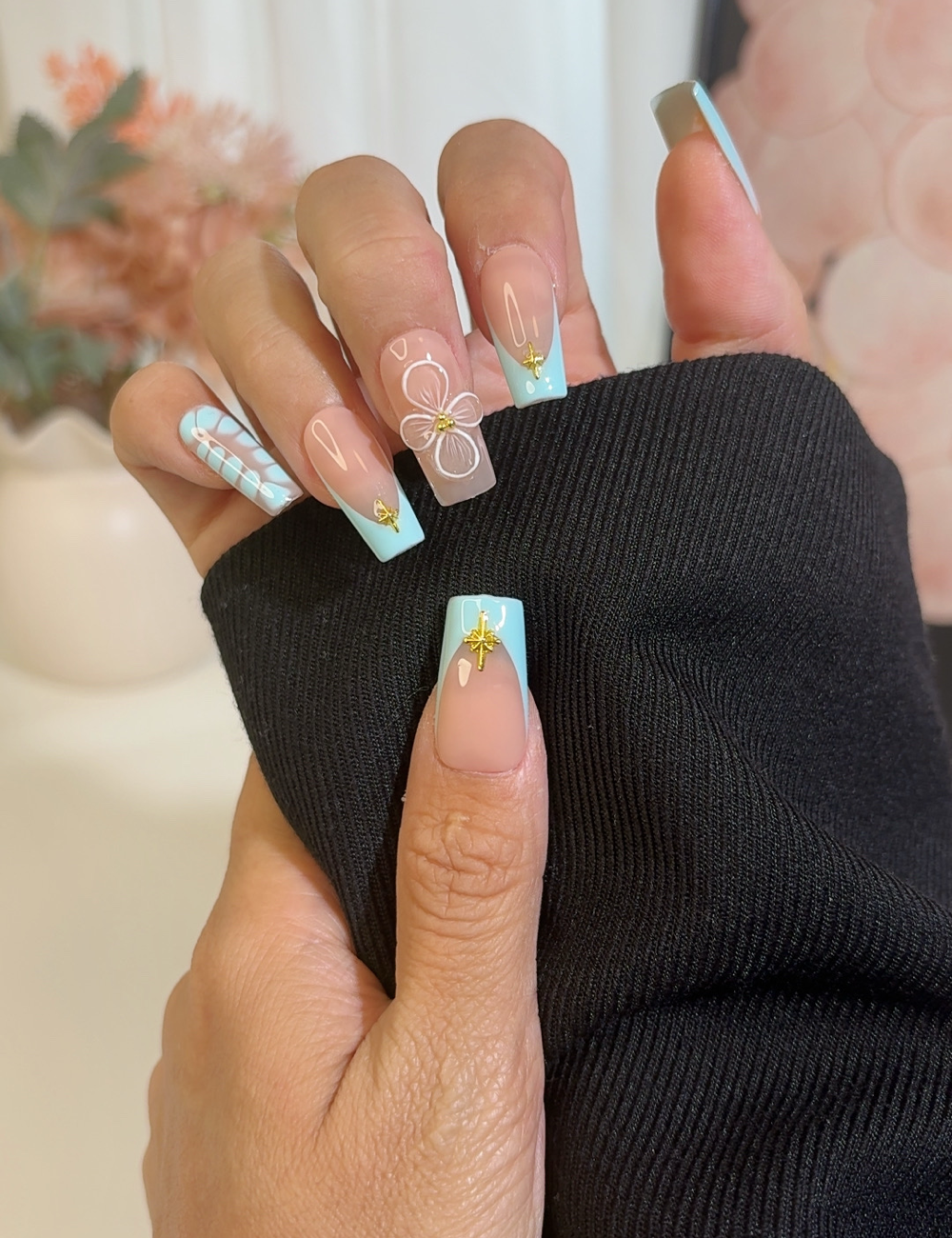 Sky Blue French Tip Press-On Nails – Long Square with Daisy Flower & Checkered Accent