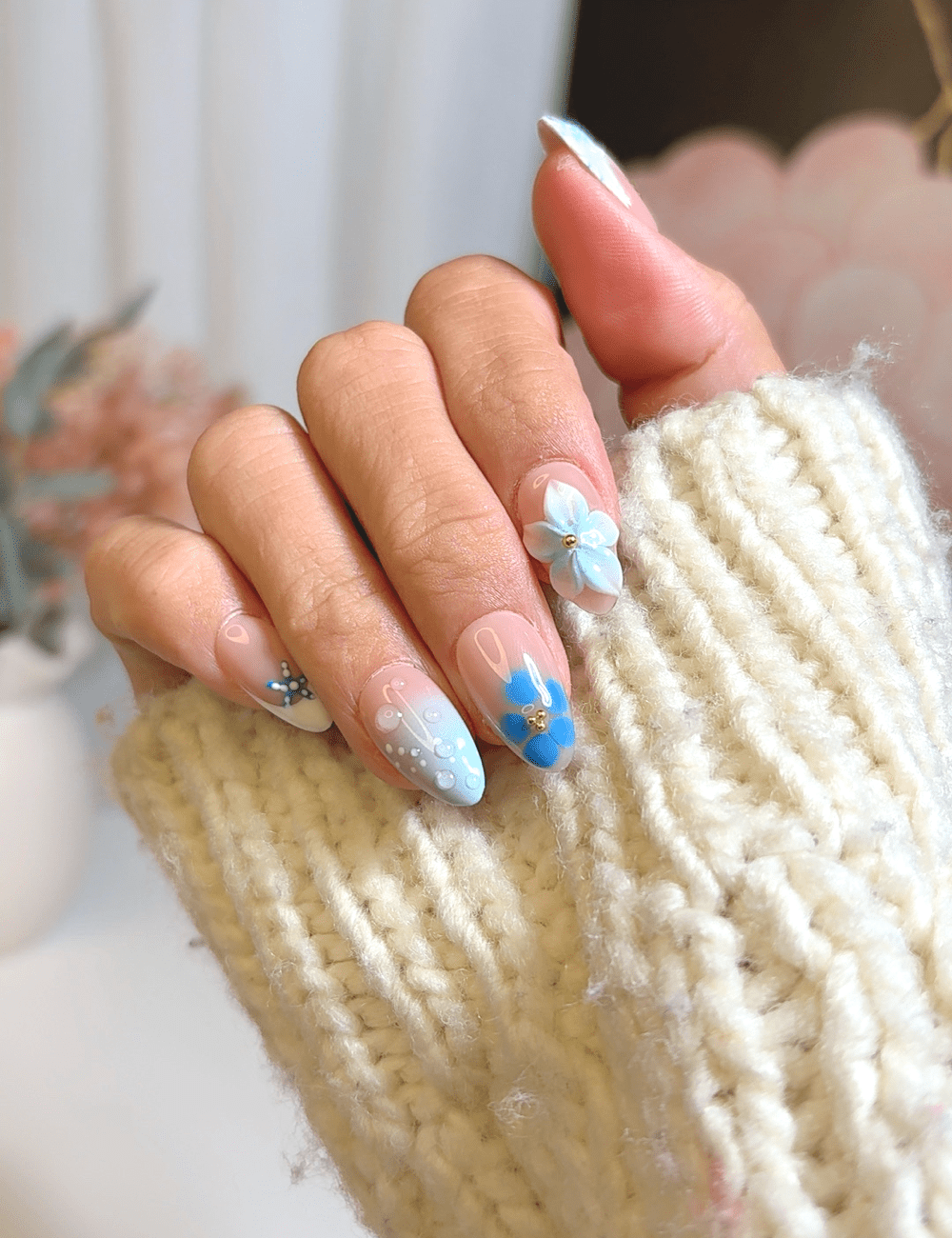 Blue Breeze & 3D Florals – Short Almond