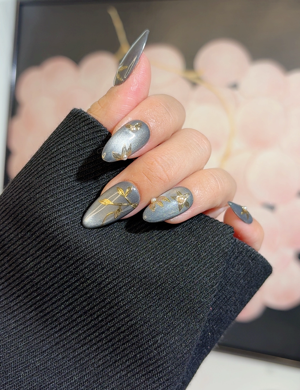 Silver Cat Eye Press-On Nails with Gold Floral Design – Medium Almond Elegant Look